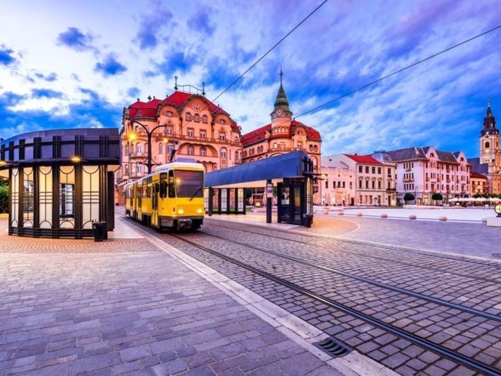 Flux Studios Apart 2 Nagyvárad Kültér fotó